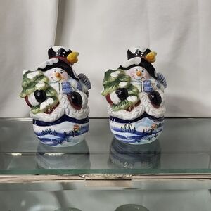 Vintage Holiday Winter Scene Snowmen Salt and Peppers Shakers Art Deco